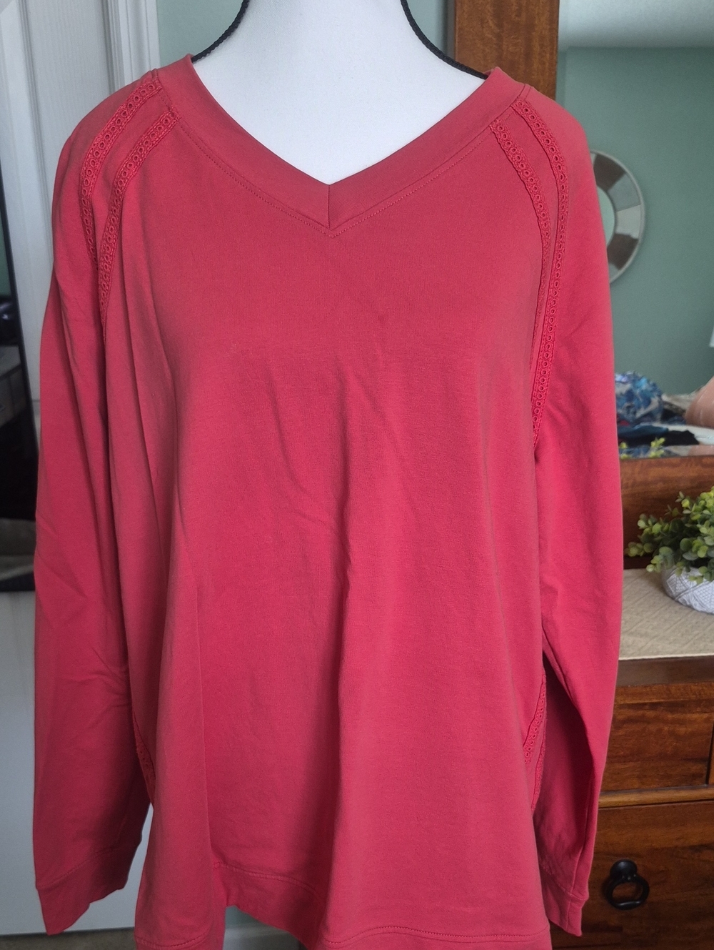 Women’s V-Neck Long Sleeve Sweater in Coral